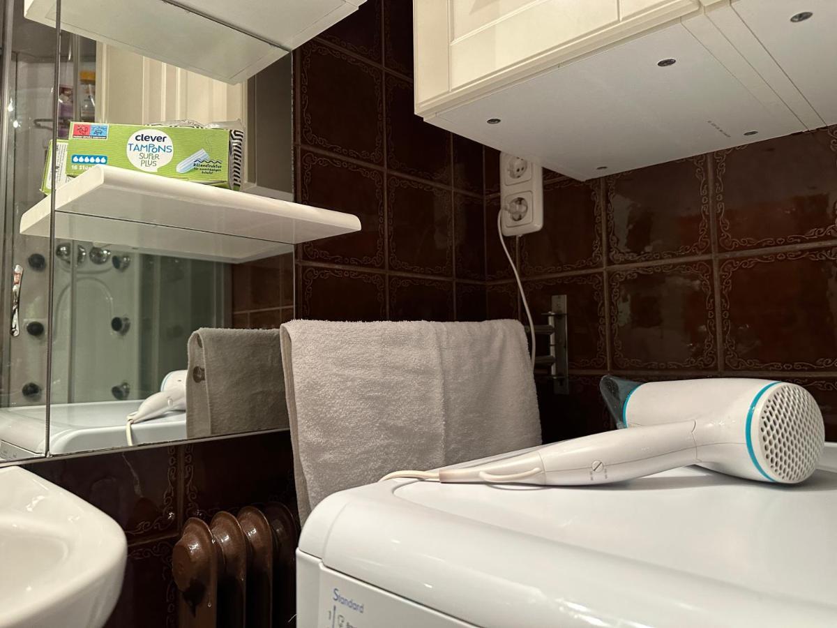 2 Flat With Balcony, Near Of Center Apartment Wien